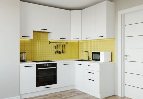 Кухонный гарнитур Белый Глянец 2200*1600 h950 (Стол. 26мм) в Красноуральске - krasnouralsk.mebel24.online | фото 1